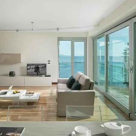 Arentz - Side Sea View Apartman *